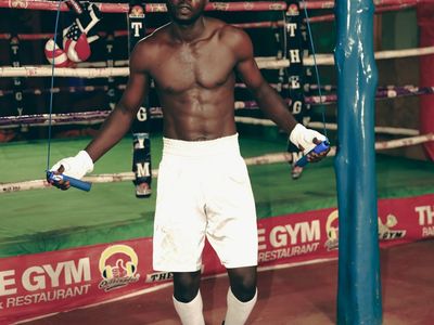 Hands holding a skipping rope